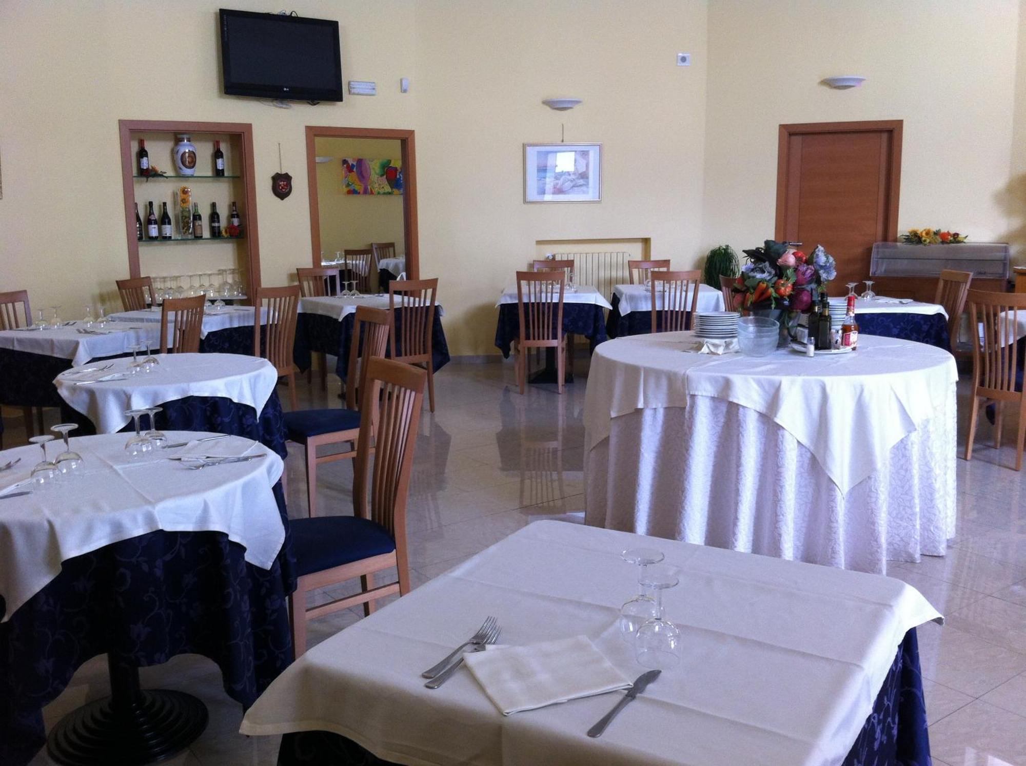 Hotel Atleti Foggia Luaran gambar